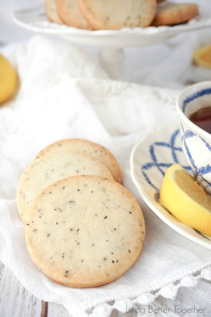 Crisp and buttery shortbread cookies with a hint of Earl Grey, with just 5-ingredients, they're perfect for a Downton Abbey party, tea time, or scarfing down all by yourself! <---- Like I did!