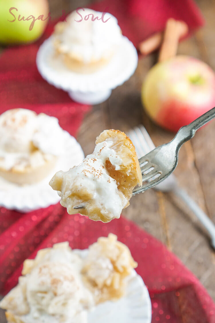 These Mini Apple Pie à la Mode are made with a premade pie crust and a sweet seasonal blend of apples and cinnamon.