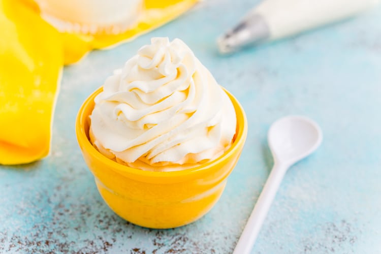 This Cream Cheese Whipped Cream is deliciously creamy and tangy topping for desserts, milkshakes, hot chocolate, and more! Made with just 4 ingredients and ready in 5 minutes!
