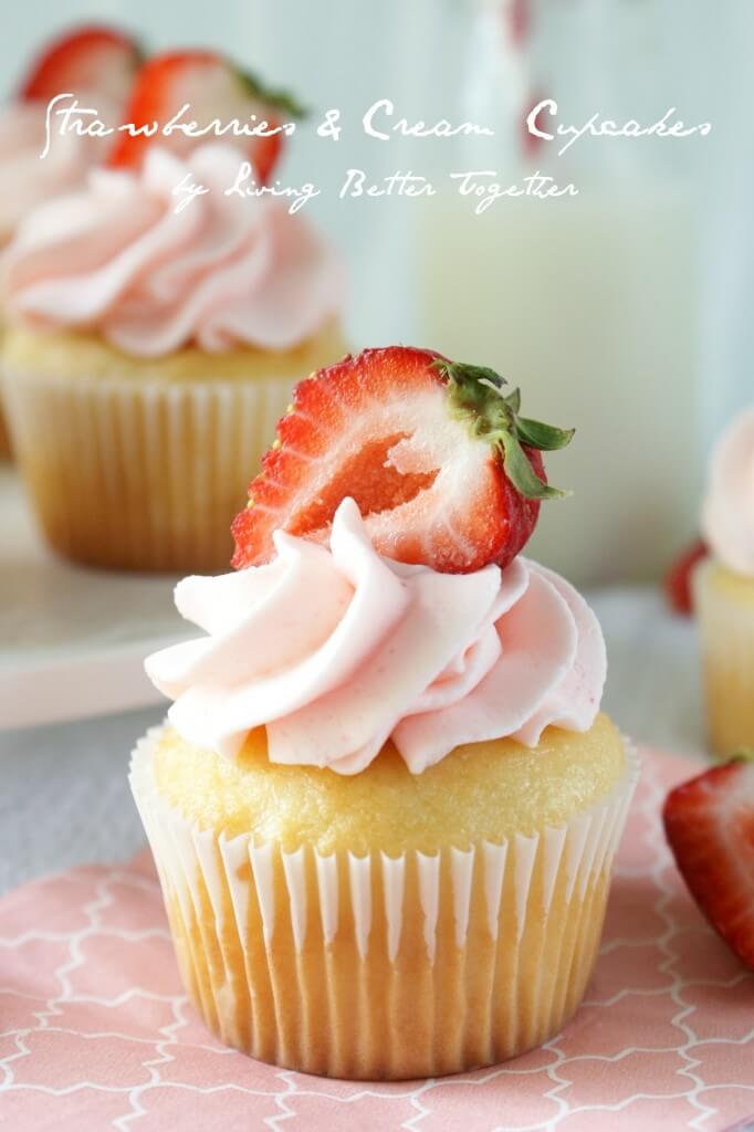 Strawberries & Cream Cupcakes | www.sugarandsoul.co