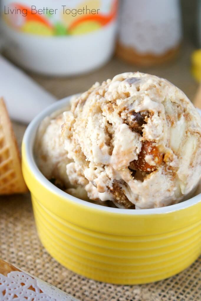 Banoffee Pie Ice Cream | Living Better Together #PMedia #showusyourmess #ad