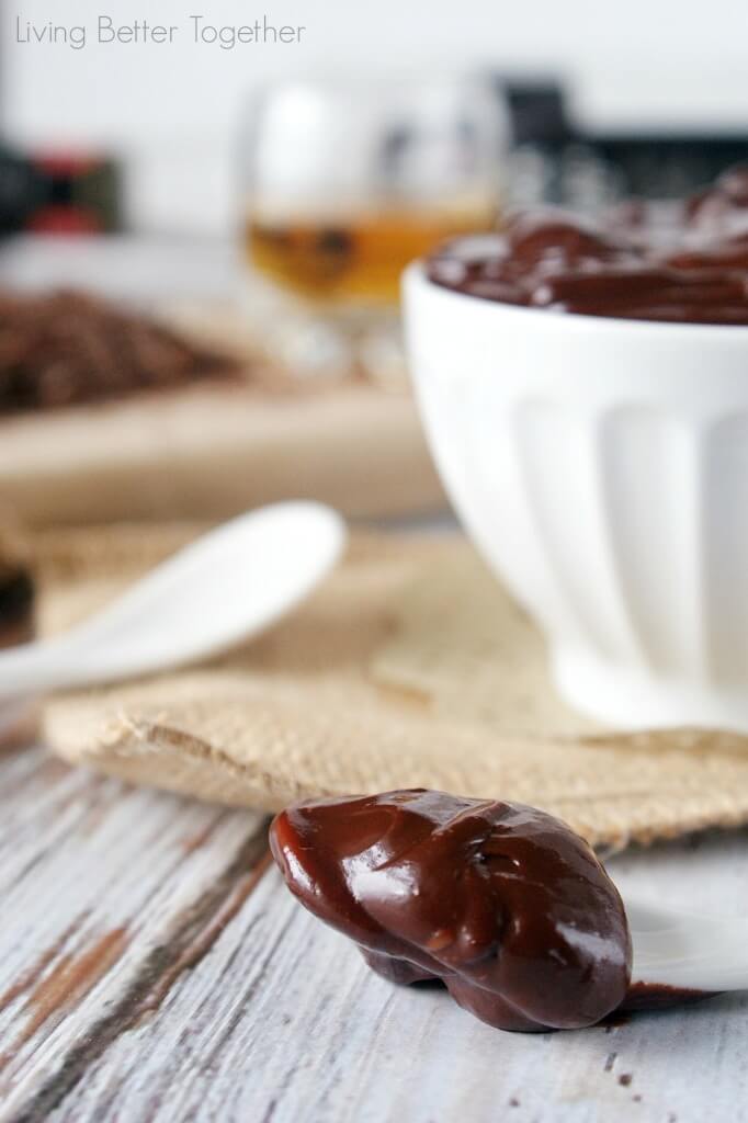 Bourbon Ganache - The caramel, vanilla, and oak notes of Jim Beam's Black Label Bourbon blend with chocolate and cream for a bowl of pure decadence.