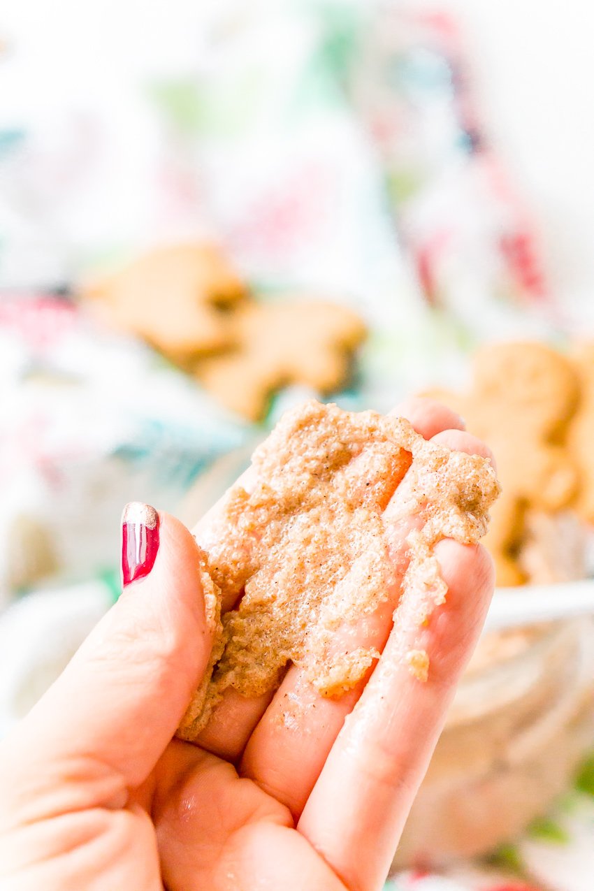 Treat your skin to a holiday treat with this Whipped Gingerbread Sugar Scrub! Everything you need is already in your pantry making it the perfect last-minute gift!