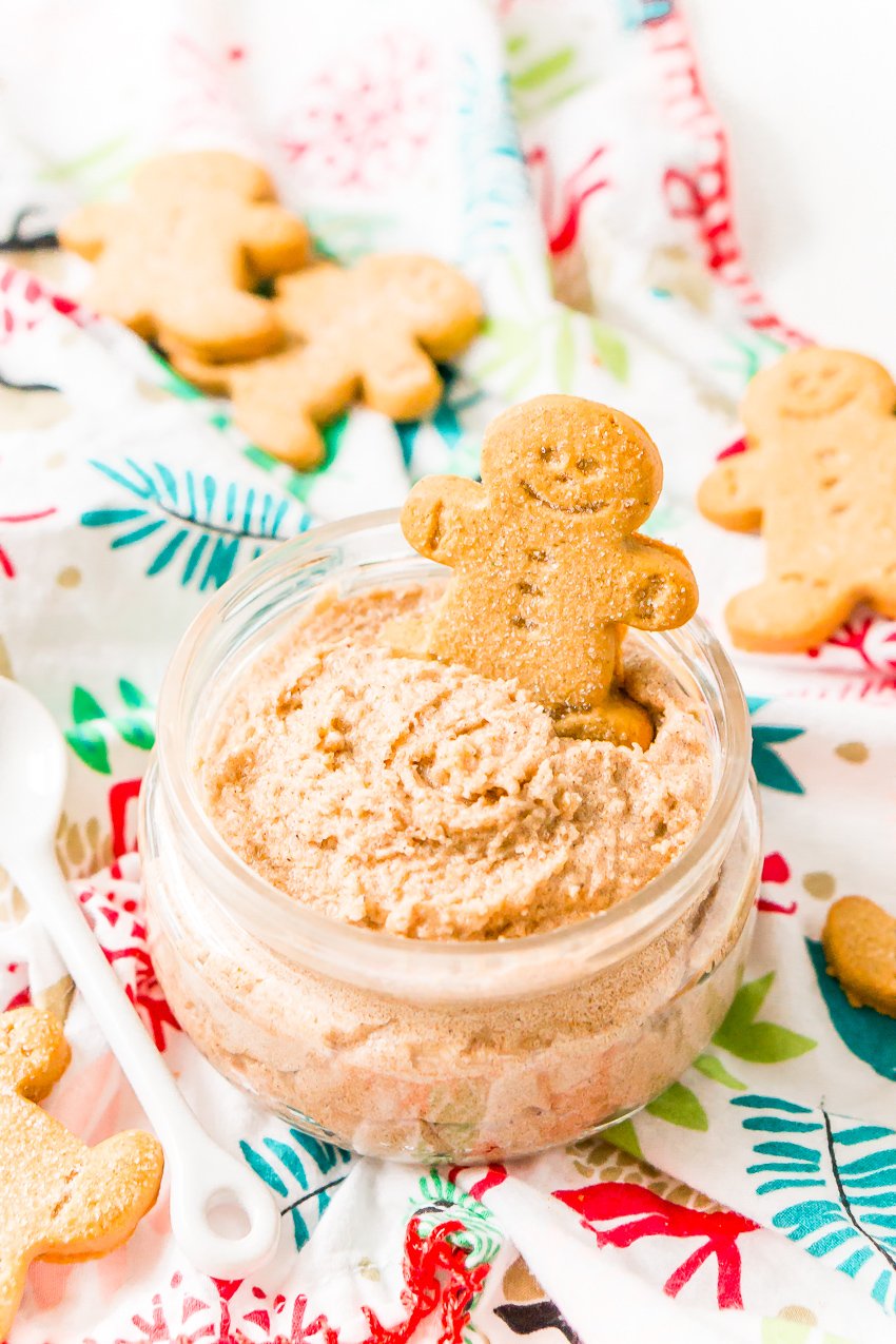 Treat your skin to a holiday treat with this Whipped Gingerbread Sugar Scrub! Everything you need is already in your pantry making it the perfect last-minute gift!