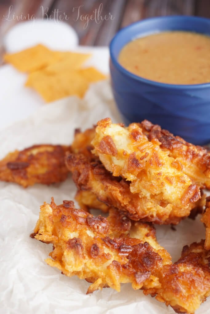 These Cheez-It Chicken Nuggets are made with moist white meat and Cheez-It Cheddar Grooves and served with a Thai Peanut Dipping Sauce.  #BigGameSnacks #CollectiveBias #CRUNCHD