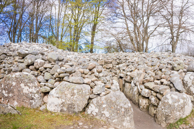 Planning a trip to Scotland? Check out some of the great things to do in the Inverness area and where to stay! 