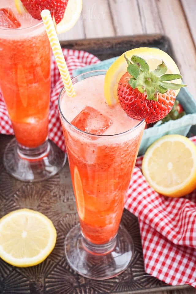 This Roasted Strawberry Lemonade is the perfect mix of bright lemons and sweet strawberries and just what you need on a summer afternoon!