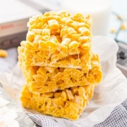 These Cap'n Crunch Treats are a fun twist on classic rice krispies treats and inspired by the book Ready Player One by Ernest Cline. They're the perfect fast dessert or afternoon snack and Cap'n Crunch lovers will go crazy over them!