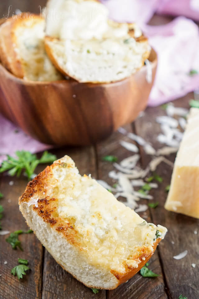 This 15-Minute Blue Cheese Garlic Bread is studded with flavor thanks to a vibrant blend of cheese, butter, and fresh herbs!