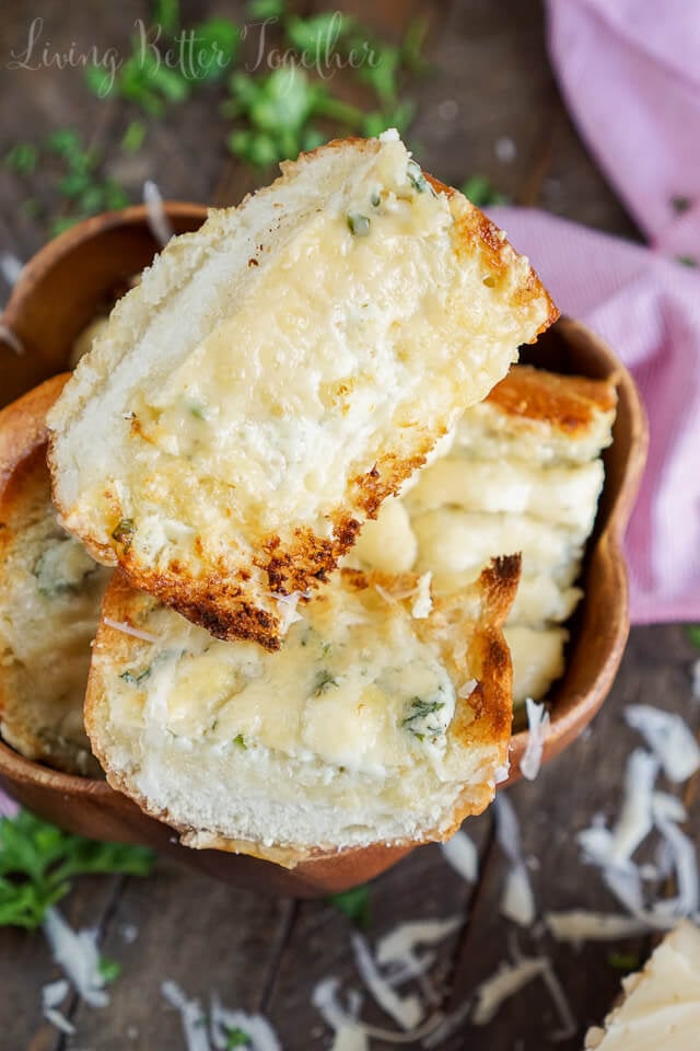 This 15-Minute Blue Cheese Garlic Bread is studded with flavor thanks to a vibrant blend of cheese, butter, and fresh herbs!