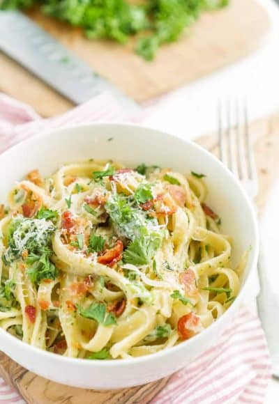 We loved this Bacon & Broccoli Fettuccine Alfredo, it was better and cheaper than going to a restaurant and the flavors are amazing! Plus it was ready in less than 30 minutes with prep time and everything! SO GOOD! I can't recommend it enough!