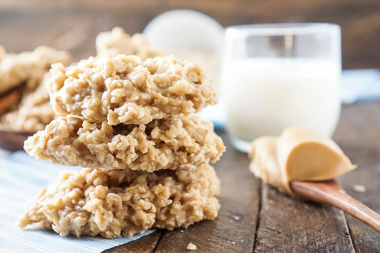 These Peanut Butter No Bake Cookies are an easy classic the whole family will enjoy! They are made with just 6 ingredients and only take a few minutes on the stove top to make! A classic no bake dessert recipe you'll want to make over and over again!