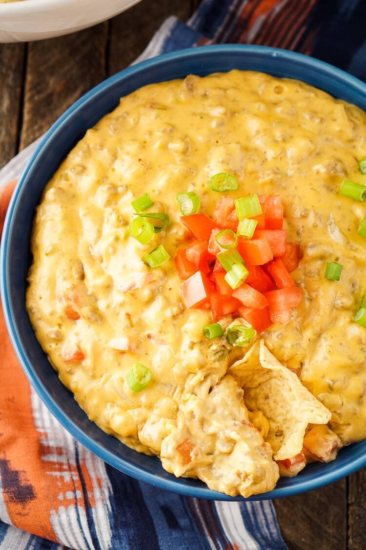 This Cheeseburger Dip tastes just like a Cheeseburger, making it the ultimate game day dip everyone will love!