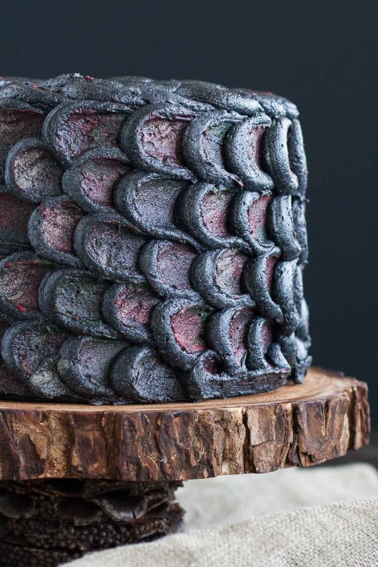 Game of Thrones Dragon Scale Cake