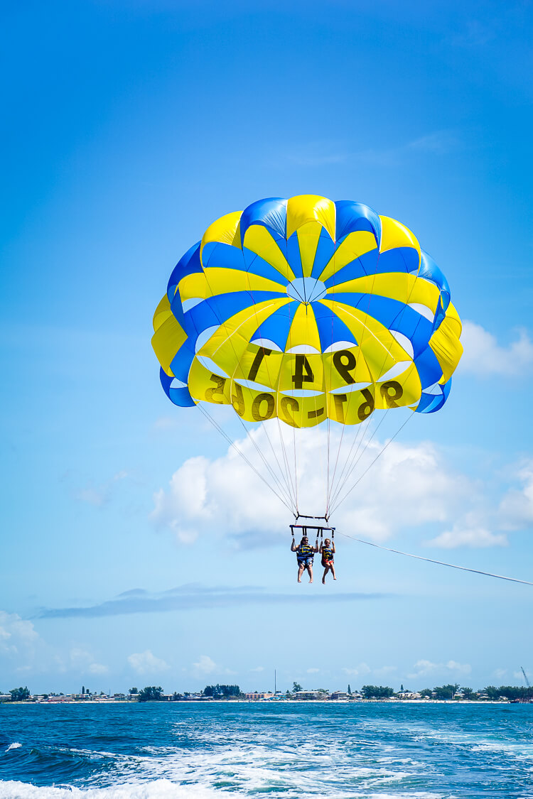 Parasailing in Anna Maria Island