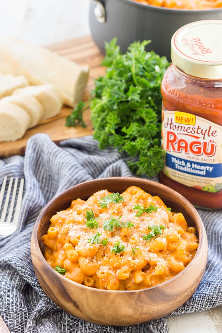 This Marinara Mac and Cheese is a quick and easy dinner option filled with love and flavor! It's everything you love about a classic creamy mac and cheese with a bright pop of thick and hearty marinara sauce. Have it on the table in less than 30 minutes!