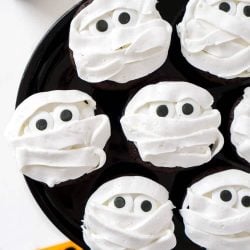 These spooky, sweet Mummy Halloween Cupcakes are the perfect addition to any Halloween celebration, whether it be a killer costume party or a scary movie marathon at home.