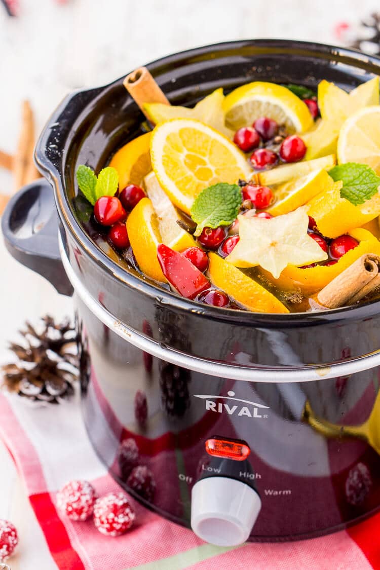 16 Simmer Pot Recipes for All Seasons - Homemade Simmering Potpourri