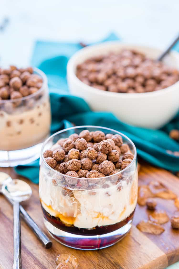 This Cocoa Puffs White Russian is a fun and unique twist on the classic cocktail made with Kahlua, vodka, cream and cocoa puffs. Perfect for late nights and brunch!
