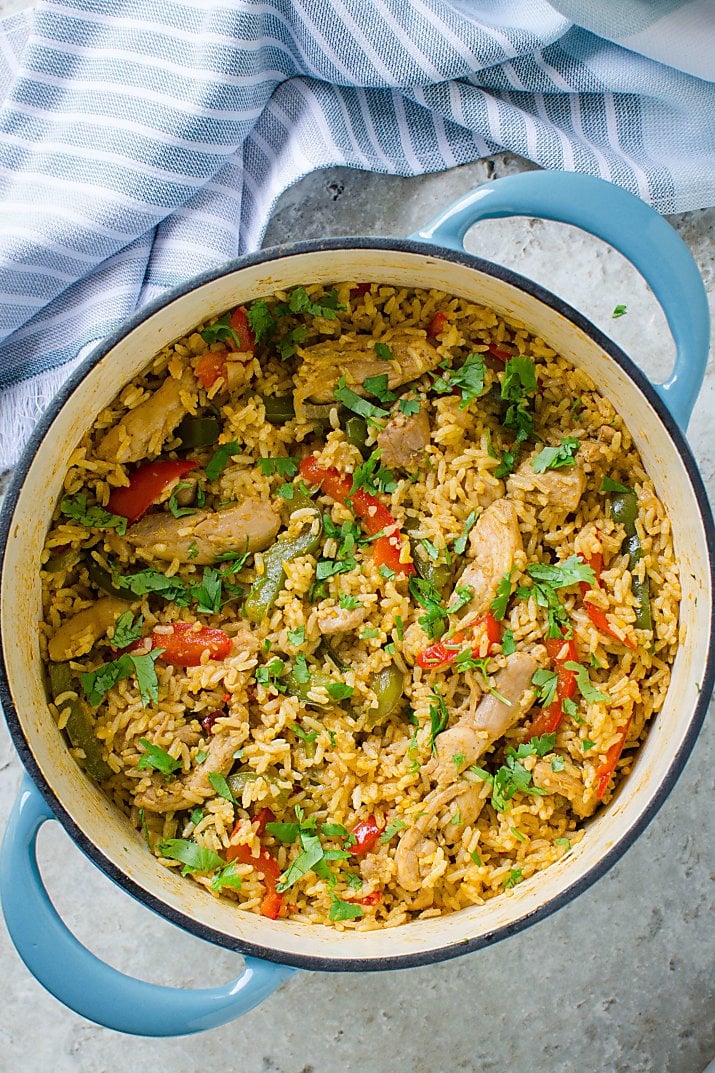 This chicken fajita rice is packed with authentic Mexican flavors. Super easy & delicious Mexican fried rice for lunch or dinner.