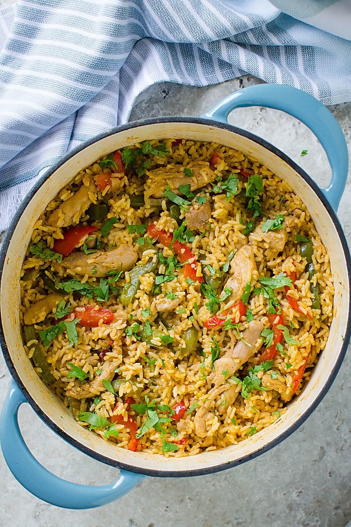 This chicken fajita rice is packed with authentic Mexican flavors. Super easy & delicious Mexican fried rice for lunch or dinner.