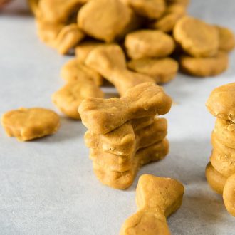 Why should humans get all the tasty fall desserts? Treat your pup to these Soft Baked Peanut Butter Pup-kin Cookies and let 'em revel in the season with you!