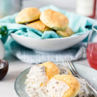 This Sausage Gravy recipe is loaded with flavor, made with ground pork, rich cream, and a touch of garlic, plus a small splash of apple cider vinegar really brings the dish to life!