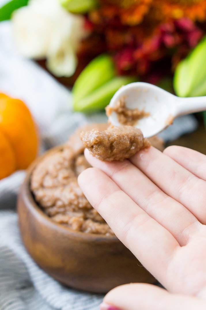 This Pumpkin Spice Sugar Scrub is an easy DIY beauty recipe that will have your skin feeling soft and smelling seasonal!