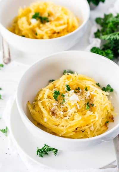 Use this simple step-by-step guide for How to Cook Spaghetti Squash in the oven for a delicious and healthy side dish, lunch, or dinner recipe!