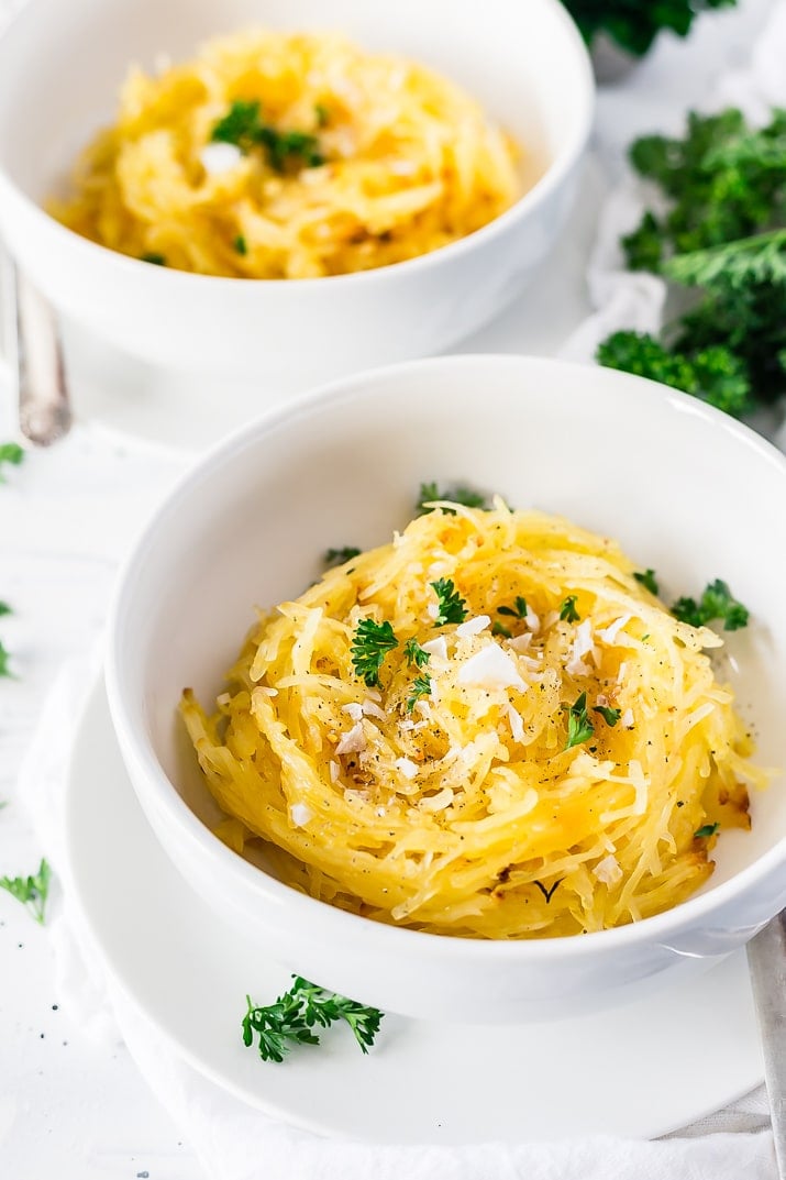 Use this simple step-by-step guide for How to Cook Spaghetti Squash in the oven for a delicious and healthy side dish, lunch, or dinner recipe!