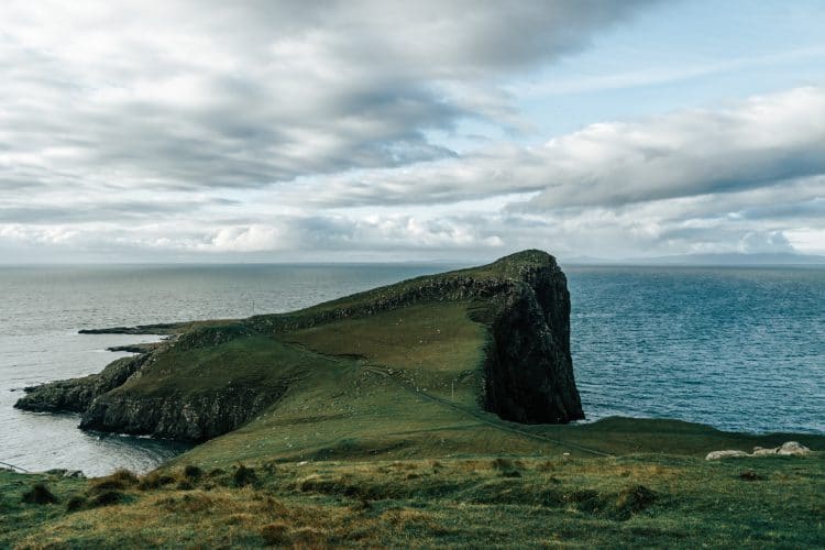 If you're visiting Scotland, make sure you make the trip from Edinburgh to the Isle of Skye! Here's a 3-day itinerary to help guide you along your journey!