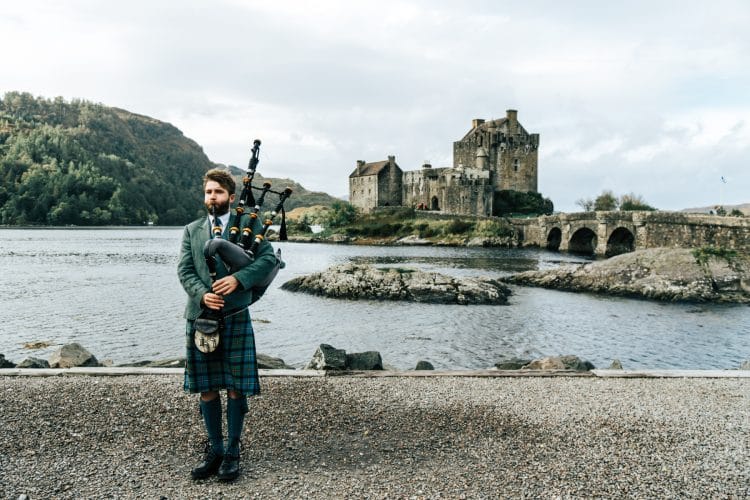  If you're visiting Scotland, make sure you make the trip from Edinburgh to the Isle of Skye! Here's a 3-day itinerary to help guide you along your journey!
