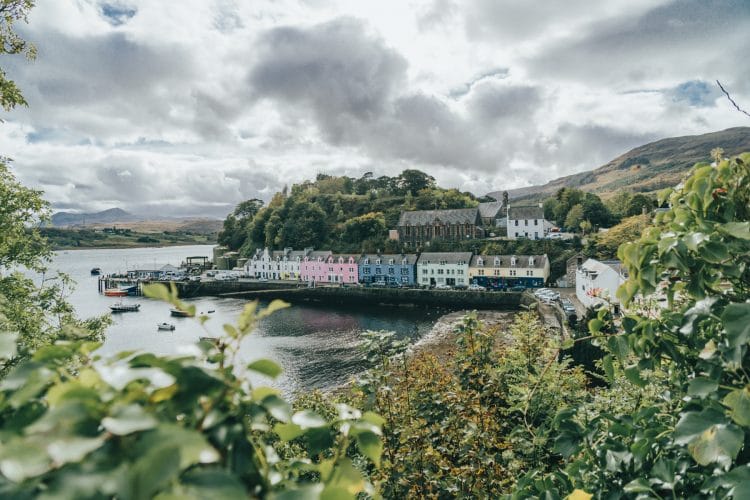 If you're visiting Scotland, make sure you make the trip from Edinburgh to the Isle of Skye! Here's a 3-day itinerary to help guide you along your journey!