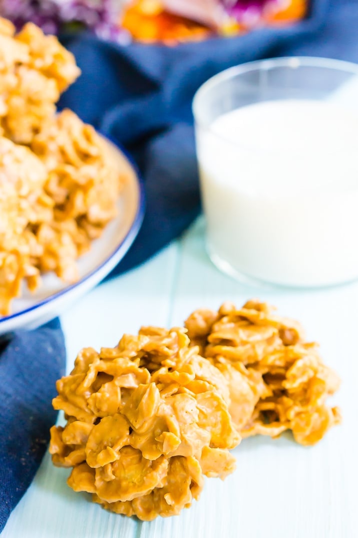 Cornflake Cookies made with butterscotch, peanut butter, and frosted flakes.