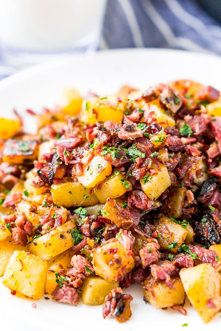 This Corned Pork Hash is a salty and sharp breakfast dish your total family will admire! A easy hash made with brisket, potatoes, onions, butter, thyme, and pepper and a large manner to dissipate leftover Corned Pork!  Corned Pork Hash corned beef hash recipe 5