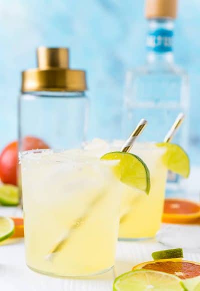 This Skinny Margarita is perfect when you're craving that fresh mix of limes and tequila but trying to save on calories! There are just 98 calories per drink!