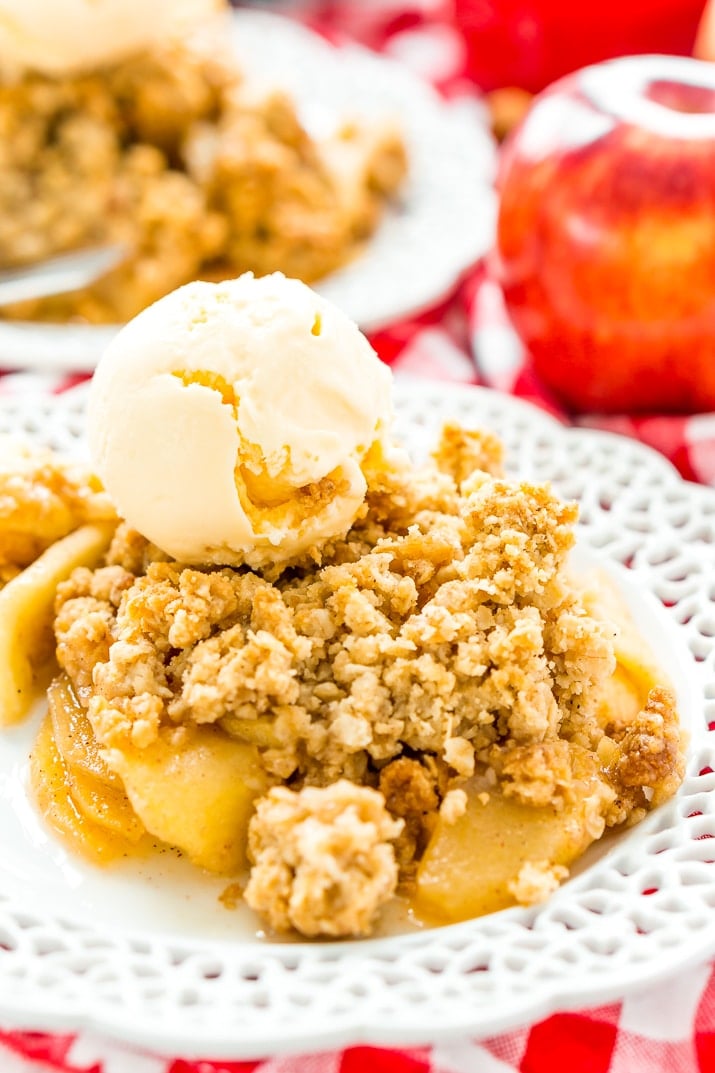 Easy Classic Apple Crisp Recipe | Sugar and Soul