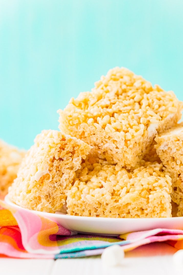 Rice Krispies Treats are loaded with salty butter, sweet marshmallow, and crunchy cereal, no one will be able to resist this easy and delicious no-bake dessert that's ready in less than 30 minutes!
