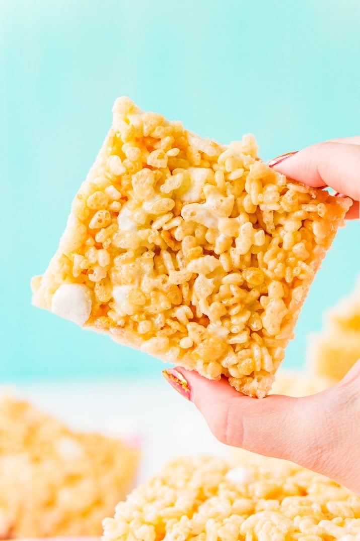 This Rice Krispies Treats recipe is loaded with salty butter, sweet marshmallow, and crunchy cereal, no one will be able to resist this easy and delicious no-bake dessert that's ready in less than 30 minutes!