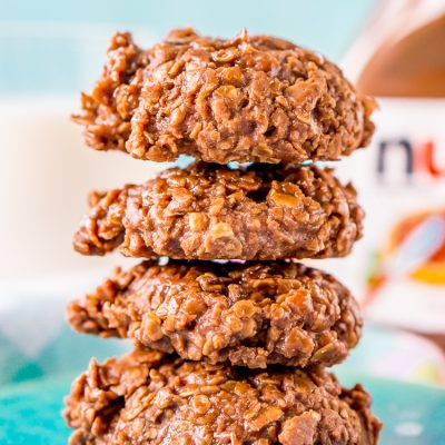 Nutella No Bake Cookies are a yummy way to enjoy the chocolate and hazelnut flavors of everyone’s favorite spread! Made with oatmeal, butter, sugar, milk, vanilla, and Nutella, this recipe is as easy to make as it is delicious!