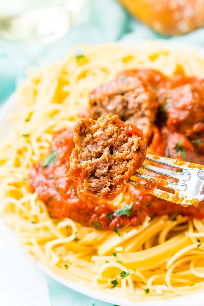 Mix up these Easy Crockpot Meatballs in the morning and stick ‘em in the slow cooker while you continue your day. The result is tender, mouthwatering Italian Meatballs drenched in your favorite pasta sauce.