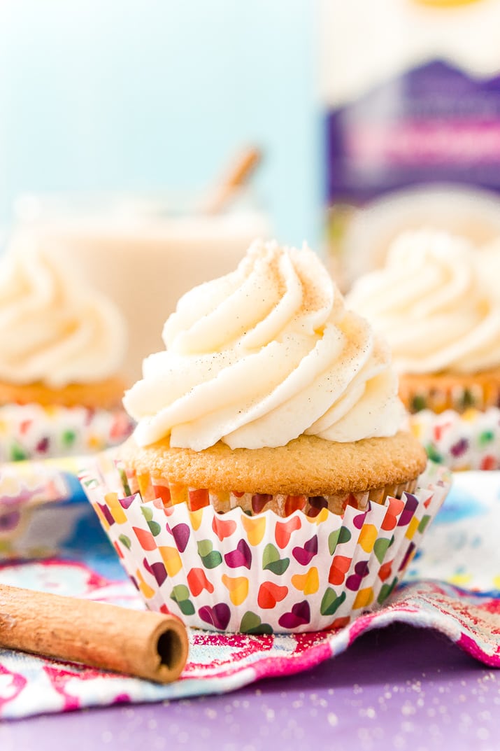 Chai Cupcakes with Vanilla Frosting are laced with the rich and warm spices you crave in the fall. This treat is the perfect pick-me-up for when you need to stop for a breather during this busy season!