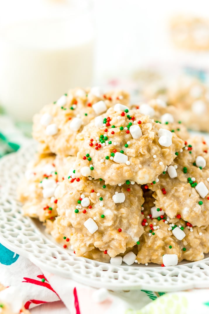 These White Hot Chocolate No Bake Cookies are so simple to make with butter, oatmeal, marshmallows, pudding, hot chocolate mix and more! They're nut and gluten free and Santa is sure to gobble them up!