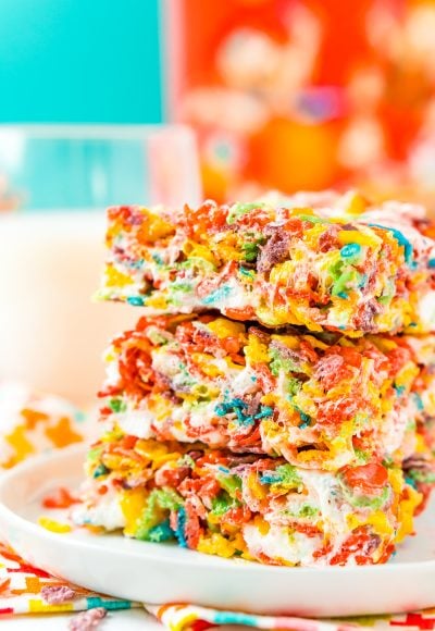These Fruity Pebbles Treats area fun and fruity twist on the classic no-bake dessert made with Rice Krispies cereal. They take just 7 minutes to prepare!