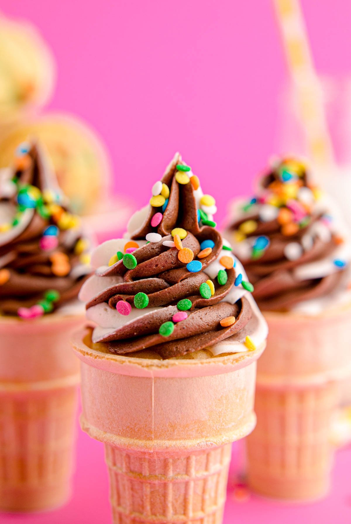 Ice Cream Scoop Cupcakes 