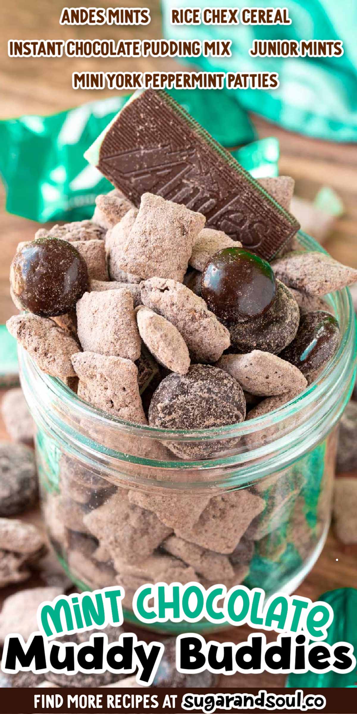 Mint Chocolate Muddy Buddies are a cool minty spin-off from the classic treat everyone loves, made with only 5 ingredients in just 10 minutes! via @sugarandsoulco