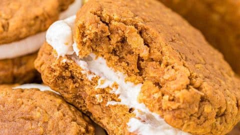 Pumpkin Oatmeal Cream Pies