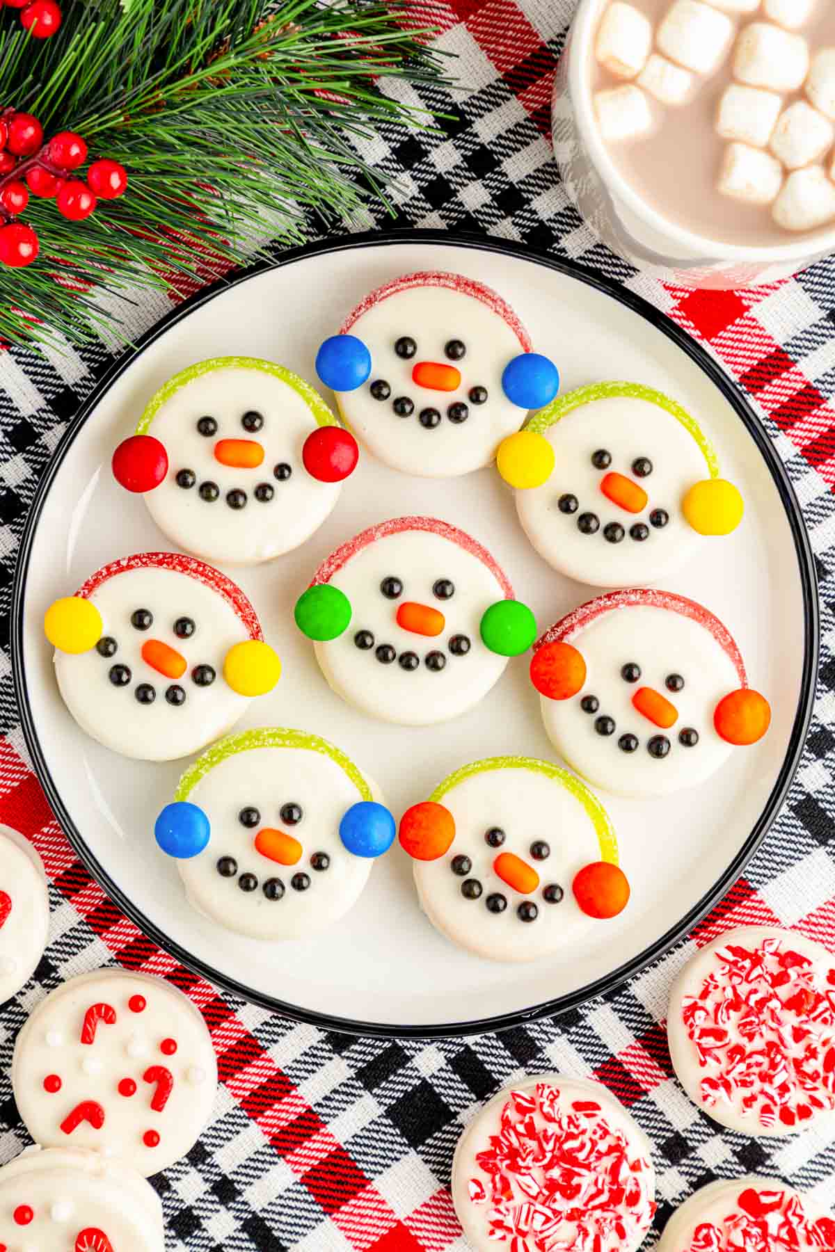 https://www.sugarandsoul.co/wp-content/uploads/2022/11/oreo-snowman-cookies-18.jpg