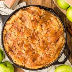 Apple pandowdy in a cast iron pan.