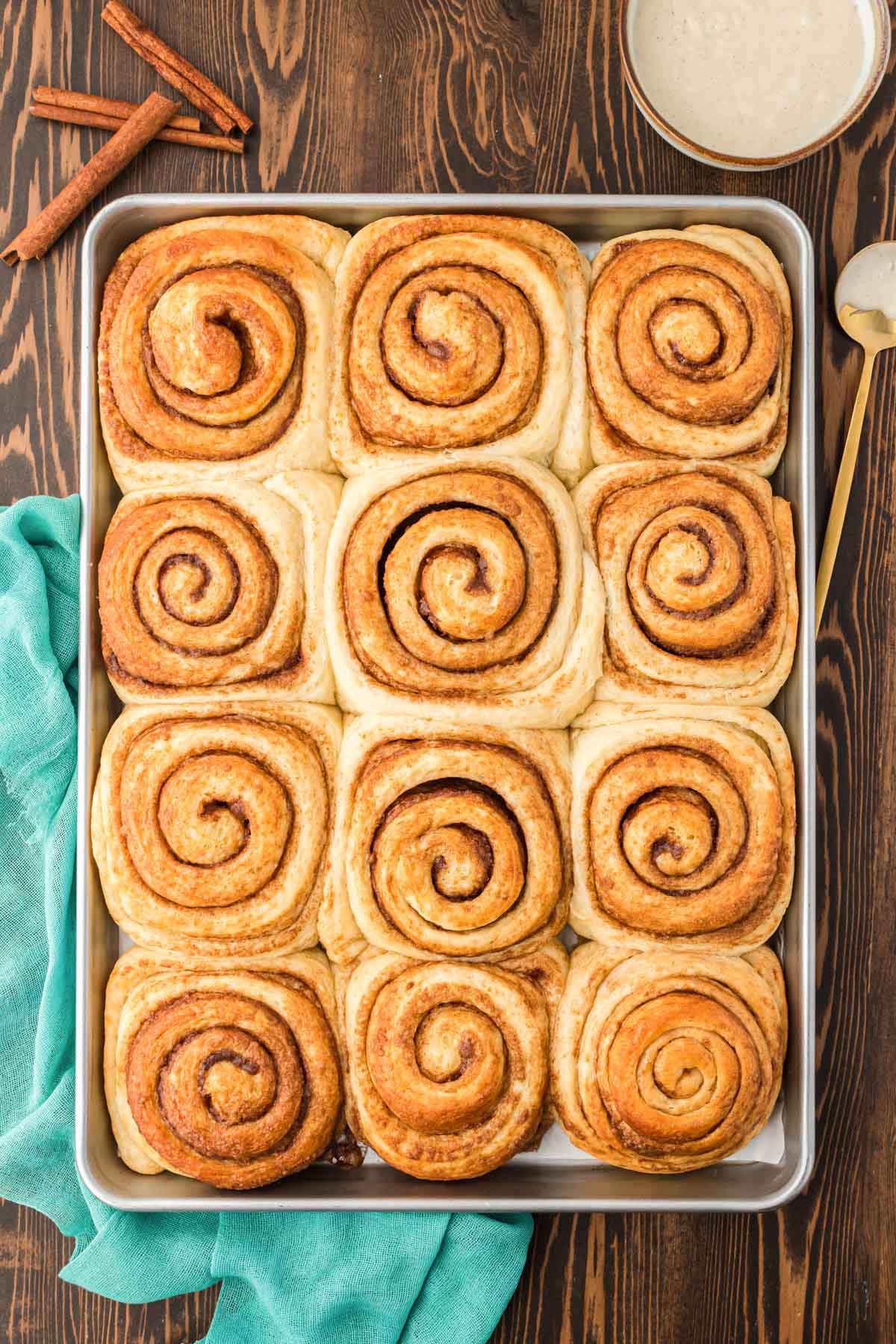Overhead photo of a pan of cinnamon rolls without icing.
